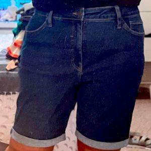 Ava & Viv for Target dark wash Bermuda Jean shorts - 14